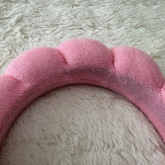 Makeup/ skincare trendy pink headband - Picture 4 of 5